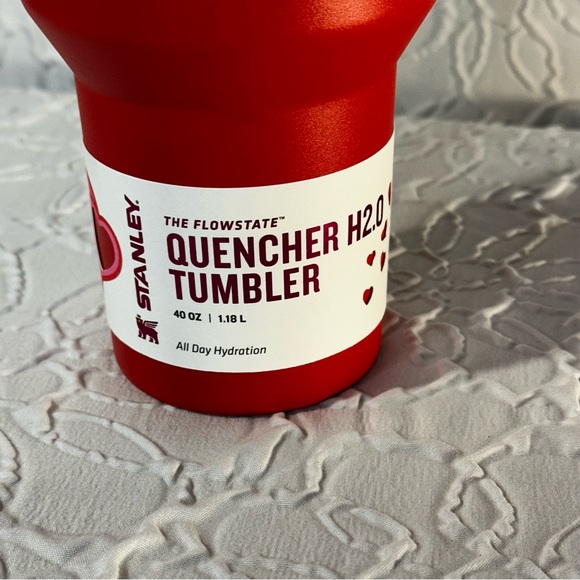 COPY - Stanley Red Quencher H2.0 Tumbler - Picture 2 of 6
